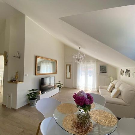 Casa Tra I Castelli Leilighet San Martino Alfieri Eksteriør bilde