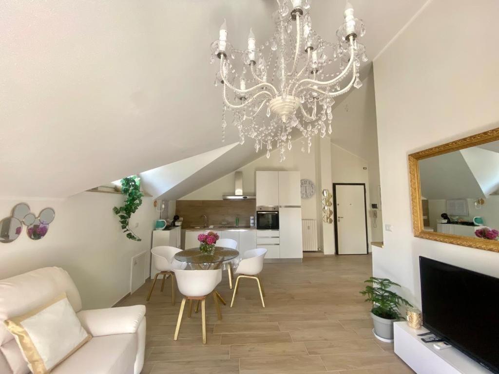 Casa Tra I Castelli Leilighet San Martino Alfieri Eksteriør bilde