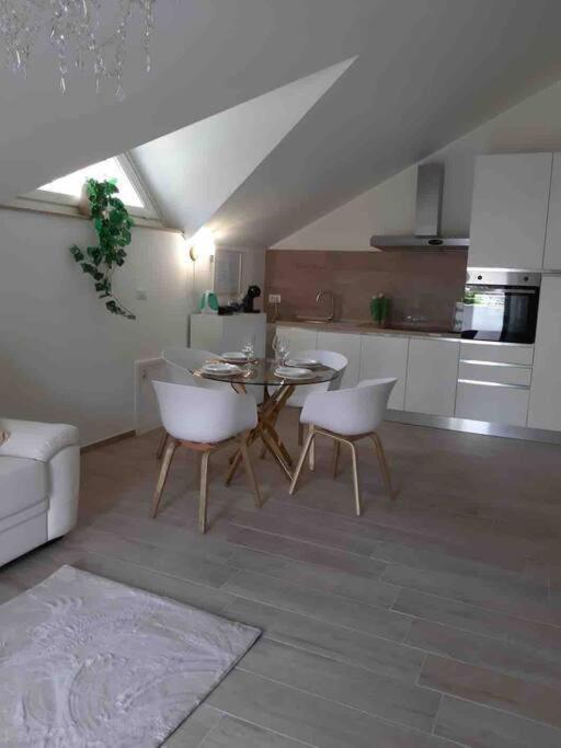 Casa Tra I Castelli Leilighet San Martino Alfieri Eksteriør bilde